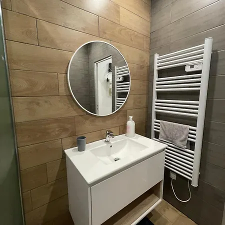 F4 Elegant - Cosy *